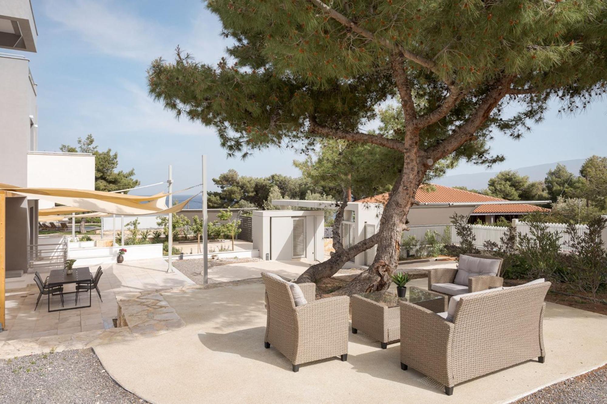 Cavos Boutique Homes Isthmia Buitenkant foto